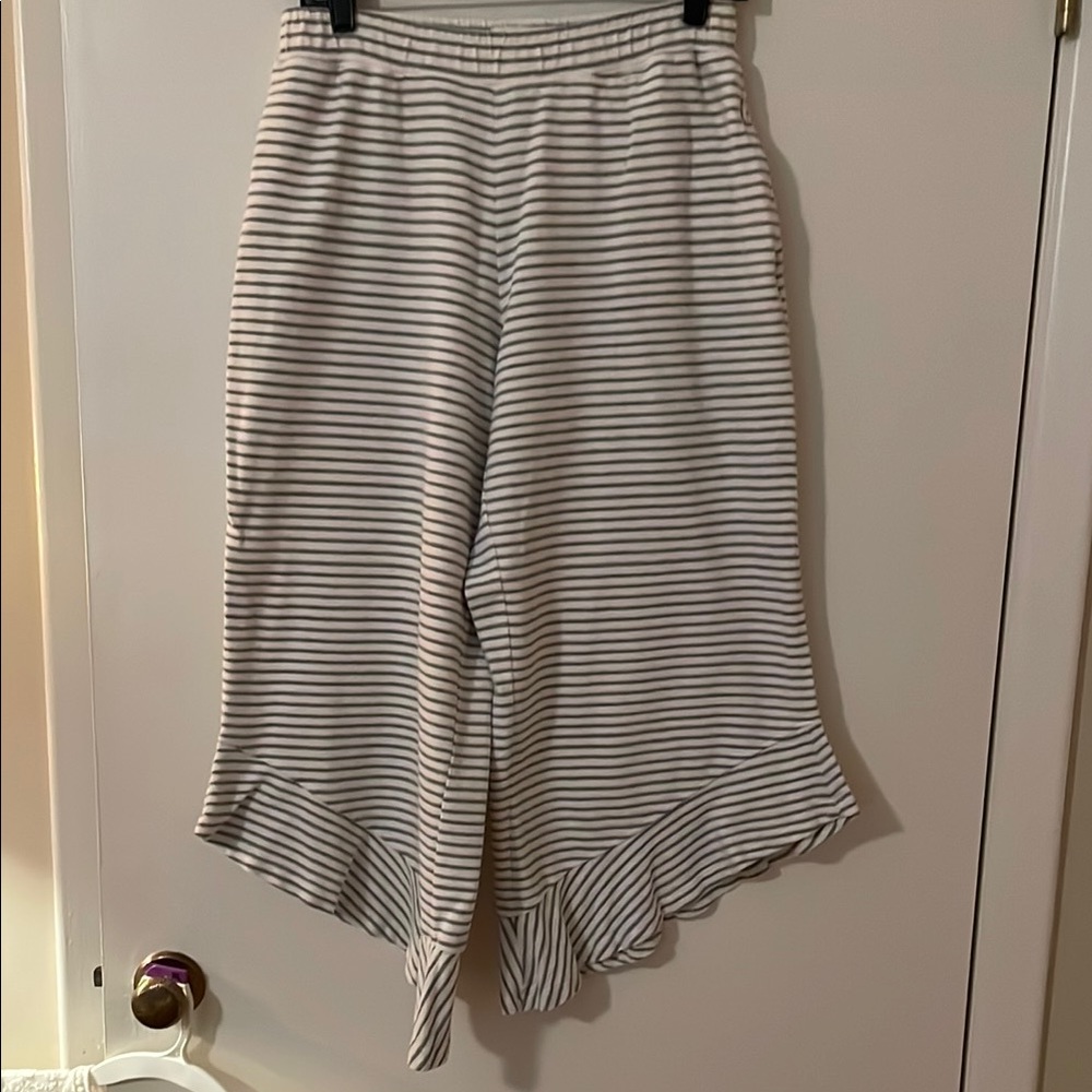 Striped Wide-Leg Pants
